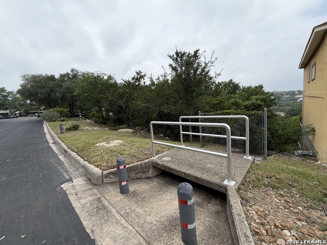 Listing photo id 1 for 6515 Buffalo Hls