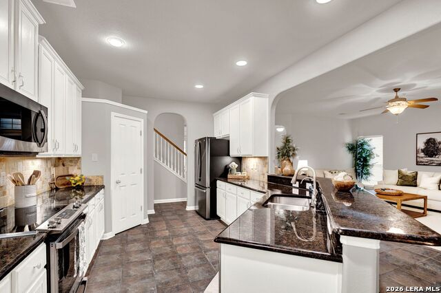 Image 16 of 40 For 9223 Tay Dr  