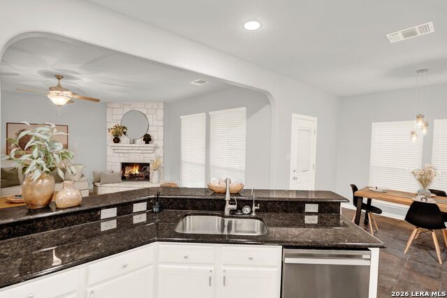 Image 17 of 40 For 9223 Tay Dr  