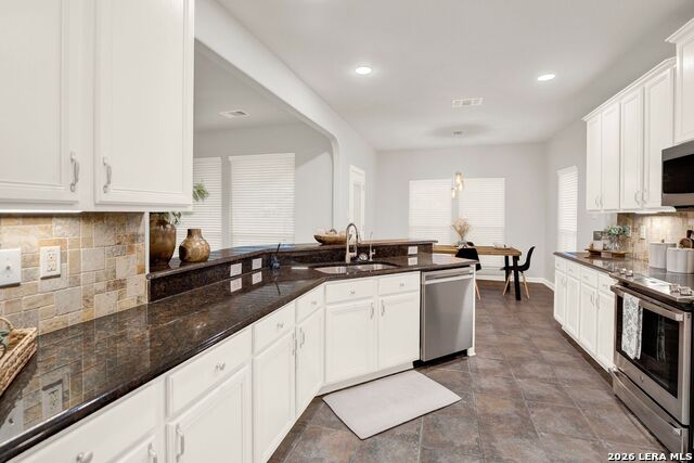 Image 19 of 40 For 9223 Tay Dr  