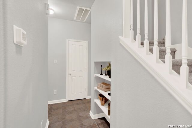 Image 20 of 40 For 9223 Tay Dr  