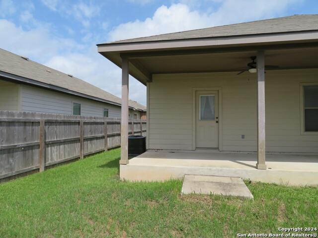 Image 14 of 14 For 734 Saengerhalle Rd