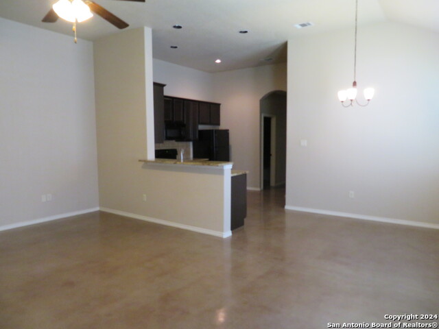 Image 3 of 14 For 734 Saengerhalle Rd