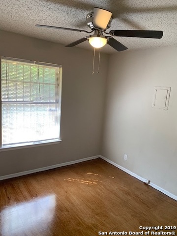 Image 10 of 15 For 5418 Indian Pipe St