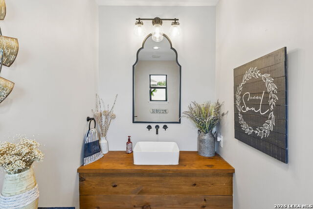 Image 31 of 75 For 622 County Road 2753