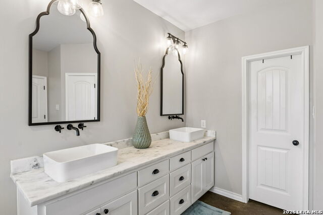 Image 39 of 75 For 622 County Road 2753