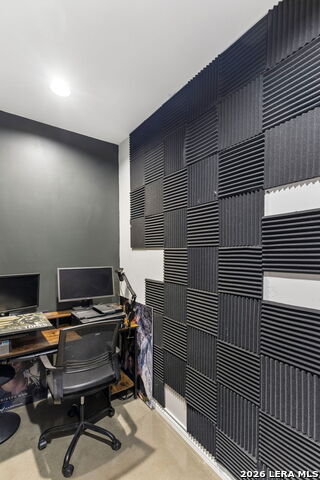 Image 43 of 75 For 622 County Road 2753