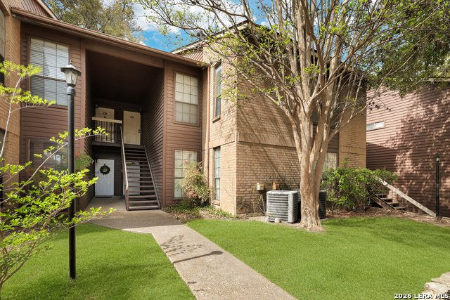 Details for 8611 Datapoint Dr  43, San Antonio, TX 78229