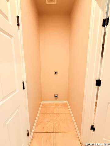 Image 12 of 20 For 11103 Belair Drive  101