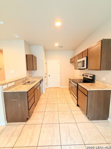 Image 9 of 20 For 11103 Belair Drive  101