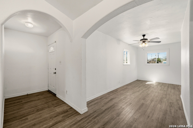 Image 21 of 28 For 106 Wayfarer