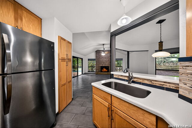 Image 18 of 59 For 25334 Hazy Hollow