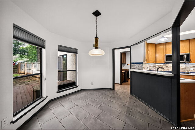 Image 23 of 59 For 25334 Hazy Hollow