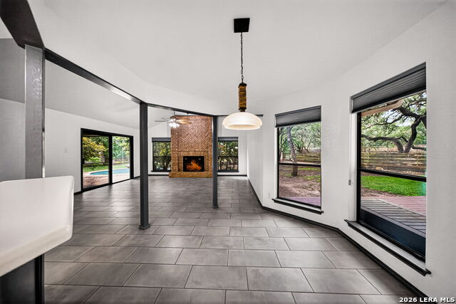 Image 24 of 59 For 25334 Hazy Hollow