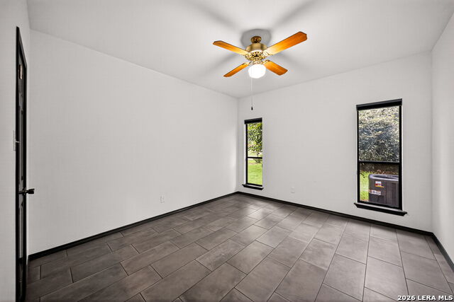 Image 37 of 59 For 25334 Hazy Hollow