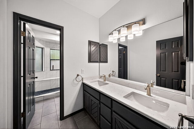 Image 38 of 59 For 25334 Hazy Hollow