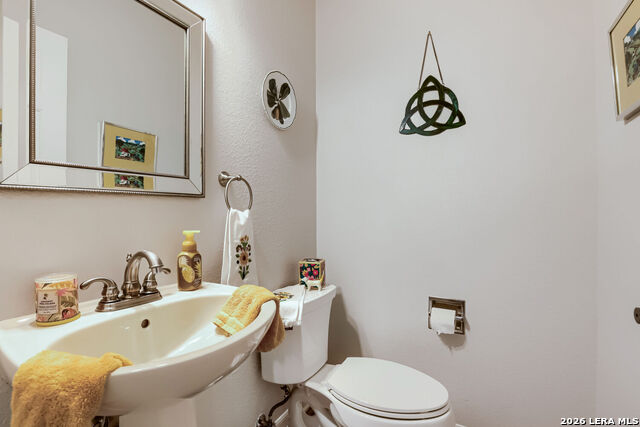 Image 20 of 25 For 15114 Grayoak Forest