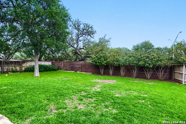 Image 25 of 25 For 15114 Grayoak Forest