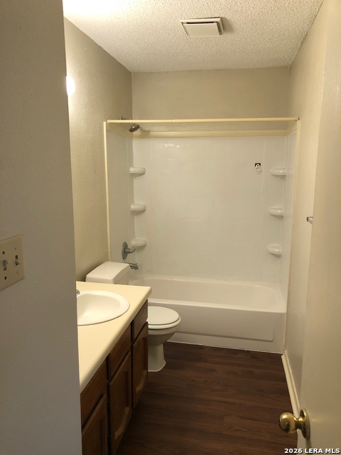 Image 20 of 28 For 7220 Rimwood