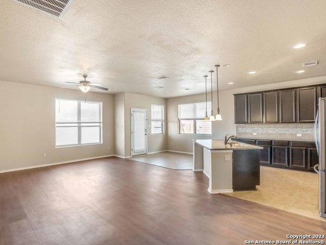 Image 4 of 24 For 8611 Lantana Spgs