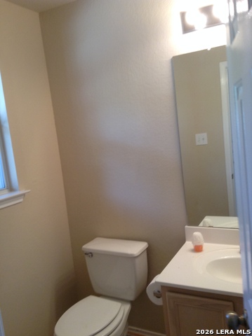 Image 3 of 12 For 16122 Barrel Run