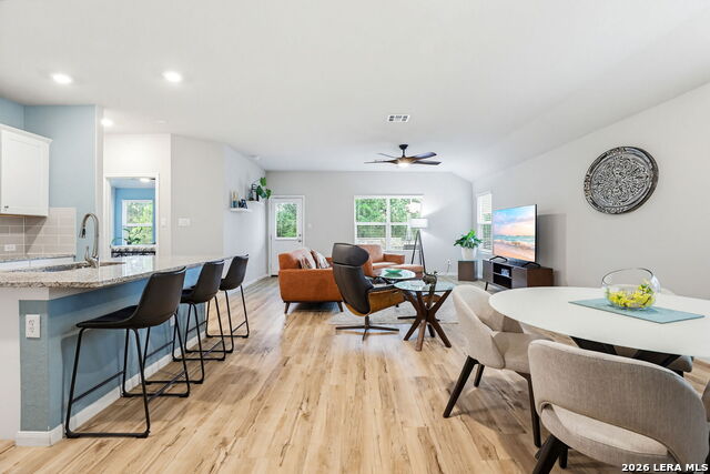 Image 13 of 37 For 31697 Untrodden Way