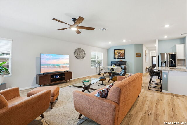 Image 15 of 37 For 31697 Untrodden Way