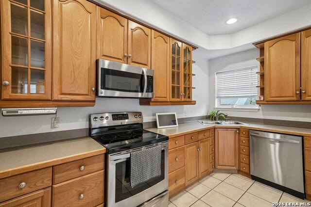 Image 13 of 35 For 15727 Knolldown