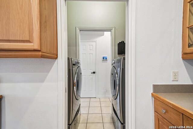 Image 15 of 35 For 15727 Knolldown