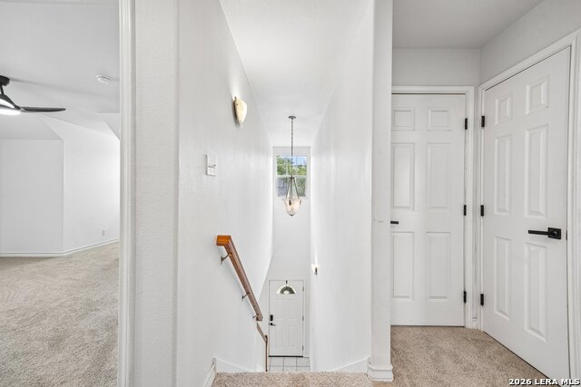 Image 23 of 35 For 15727 Knolldown