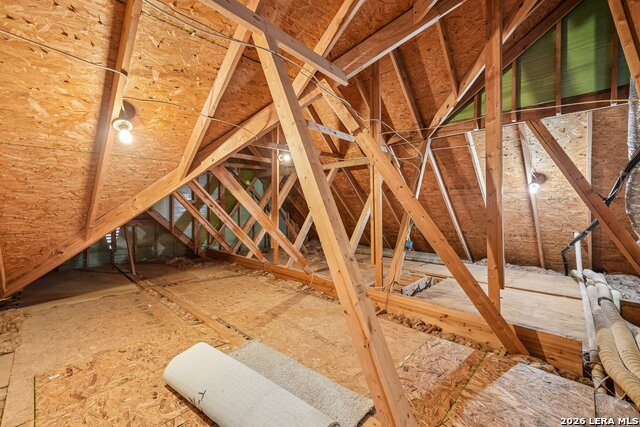 Image 26 of 35 For 15727 Knolldown