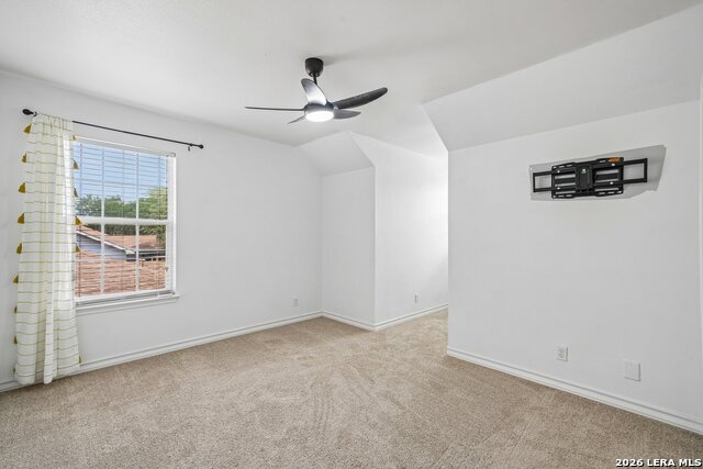 Image 27 of 35 For 15727 Knolldown