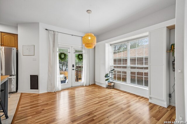 Image 8 of 35 For 15727 Knolldown