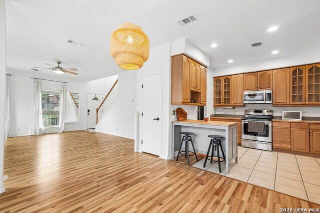 Image 9 of 35 For 15727 Knolldown