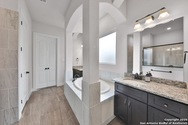 Image 18 of 39 For 6514 Comanche Post