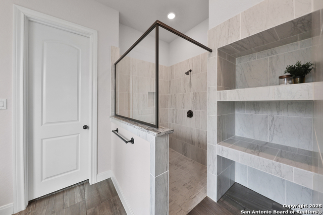 Image 19 of 39 For 6514 Comanche Post