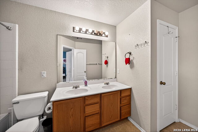 Image 20 of 32 For 7447 Saddle Bend Dr