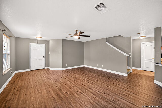 Image 8 of 32 For 7447 Saddle Bend Dr