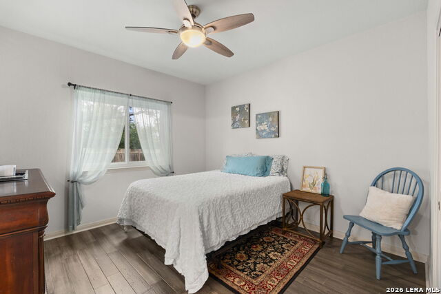 Image 32 of 49 For 13418 Heights Park