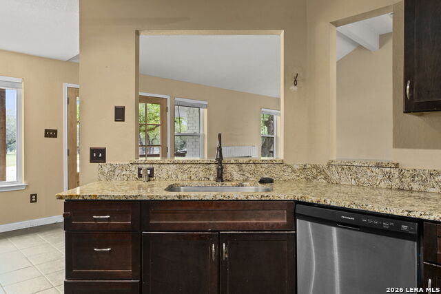 Image 18 of 48 For 628 Sunshine Mdw