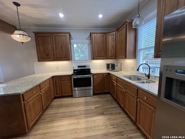 Image 7 of 17 For 305 Washington S