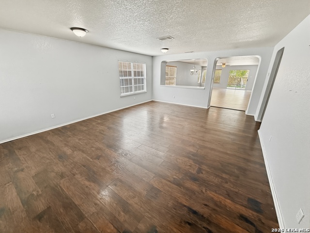 Image 2 of 39 For 535 Gable Point