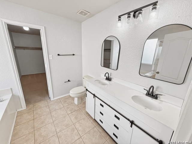 Image 21 of 39 For 535 Gable Point