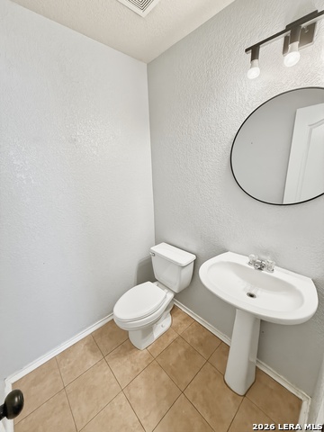 Image 25 of 39 For 535 Gable Point