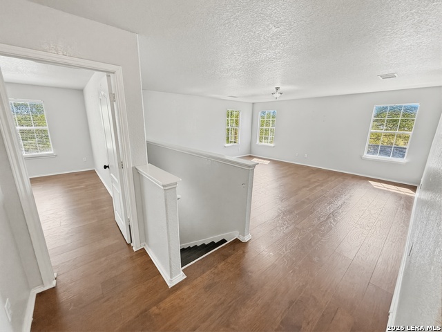 Image 26 of 39 For 535 Gable Point