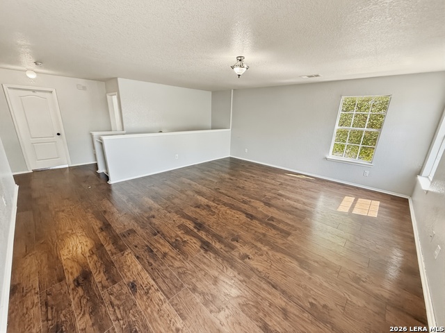 Image 28 of 39 For 535 Gable Point