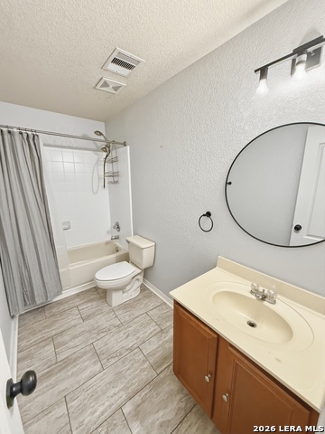 Image 33 of 39 For 535 Gable Point