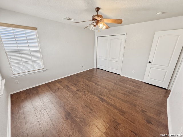 Image 35 of 39 For 535 Gable Point