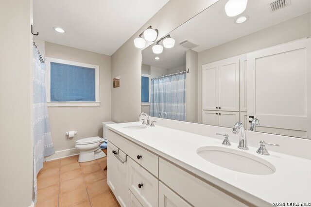 Image 27 of 37 For 2 La Mesa  