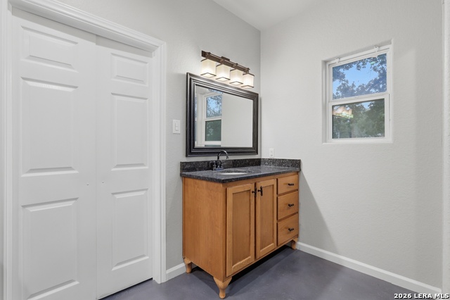 Image 15 of 28 For 1760 Rolling River Vw